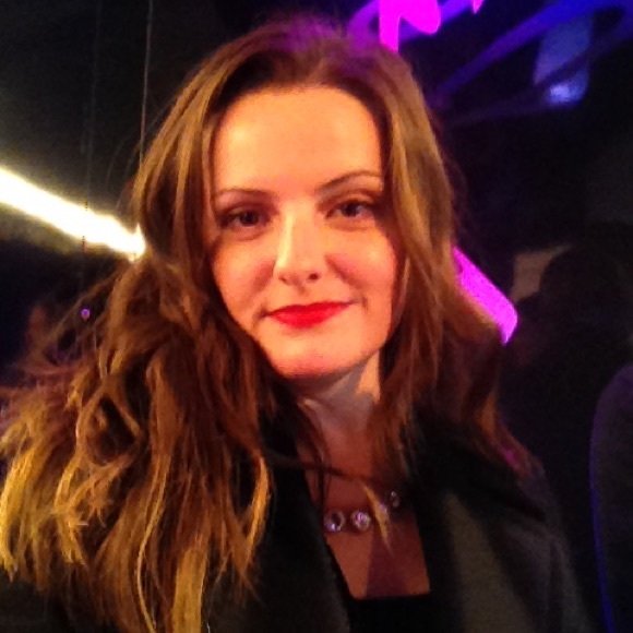 Meet your Posher, Jennifer - Picture 3 of 5